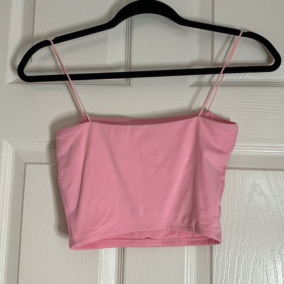 Pink crop tank - Picture 3 of 3